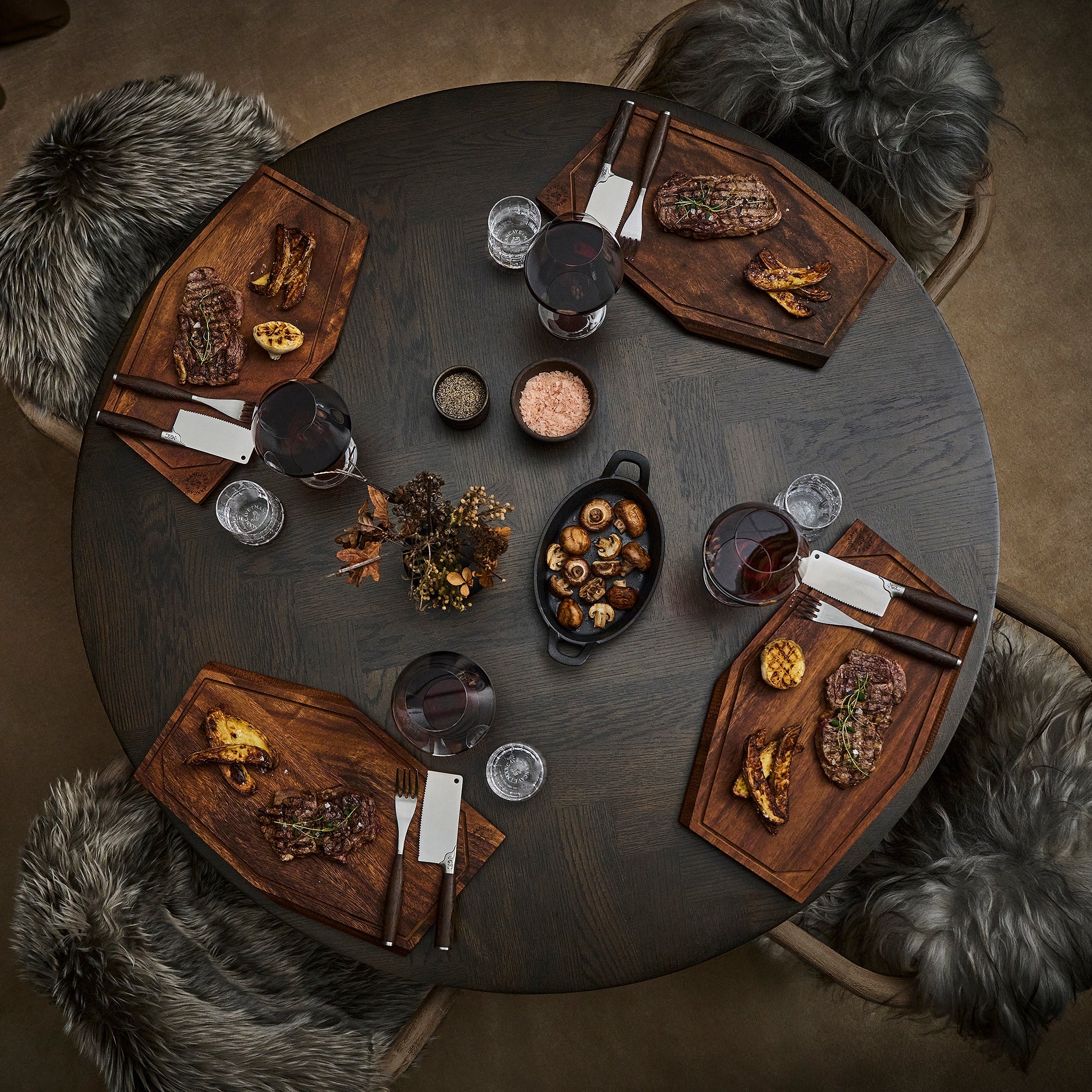 The Chef's Cutting Board