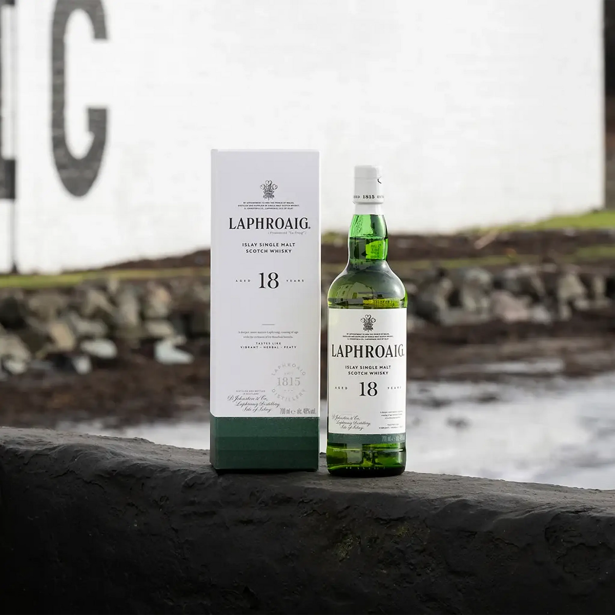 Laphroaig 18 Years Old Islay Single Malt Whisky