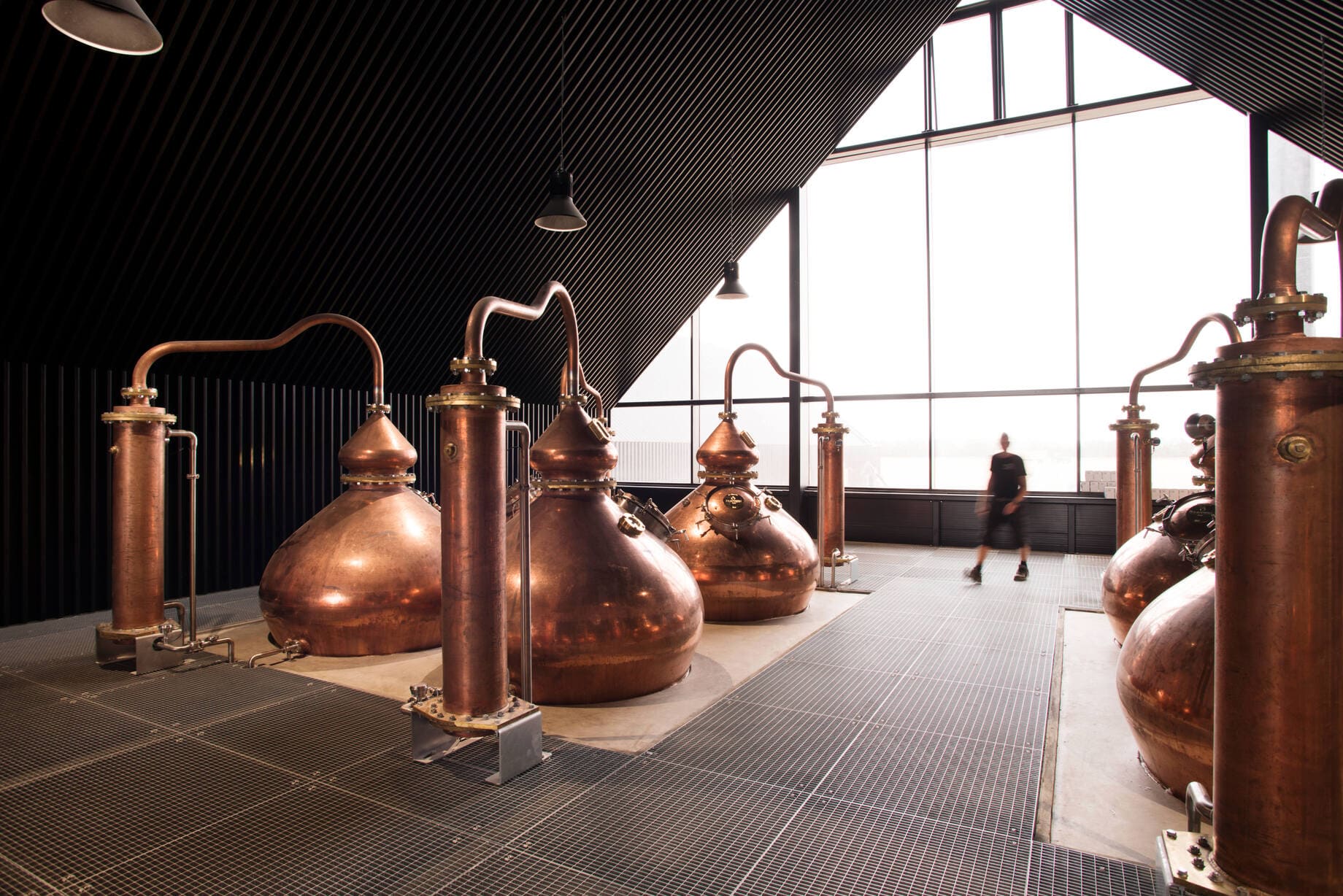 Rundvisning hos Stauning Whisky – hvad kan du forvente?